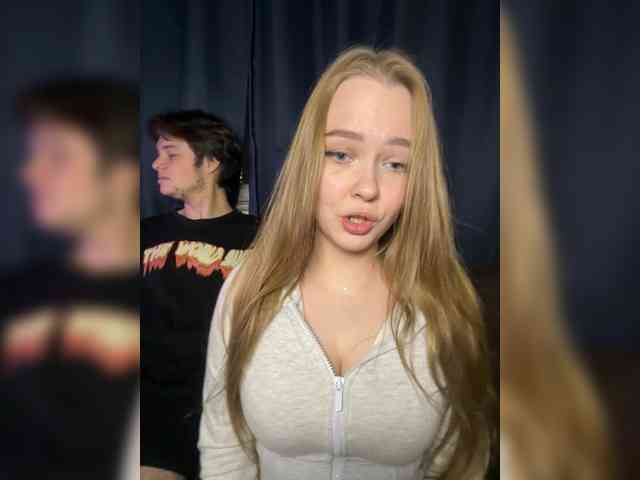 Pickmegirls Live Webcam on {site_name}