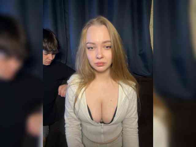 Pickmegirls Live Webcam on BongaCams