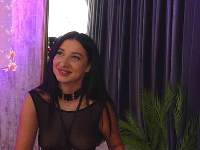 NoraCarter webcam