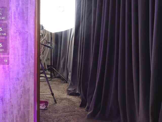 NoraCarter webcam