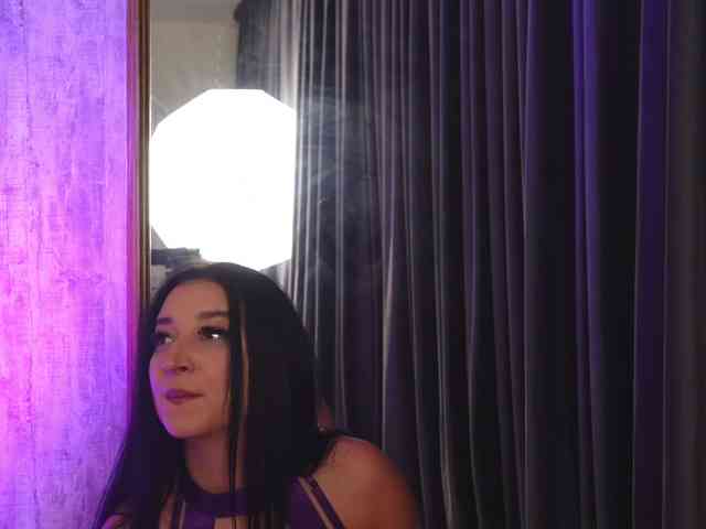 NoraCarter webcam