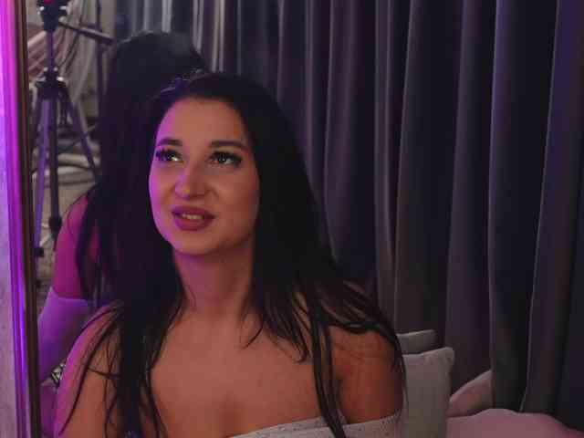 live nude webcam NoraCarter