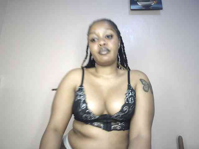 Hotspicey21 Live Webcam on BongaCams