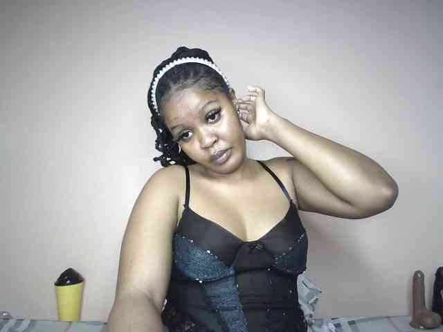 Hotspicey21 webcam