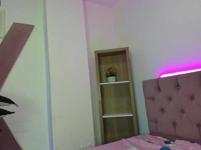 Issabela22 webcam bongacams model stream image