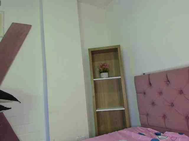 Issabela22 webcam