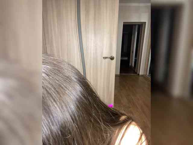 HotLilii webcam