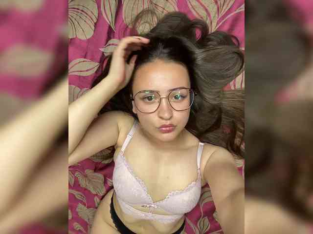 HotLilii webcam