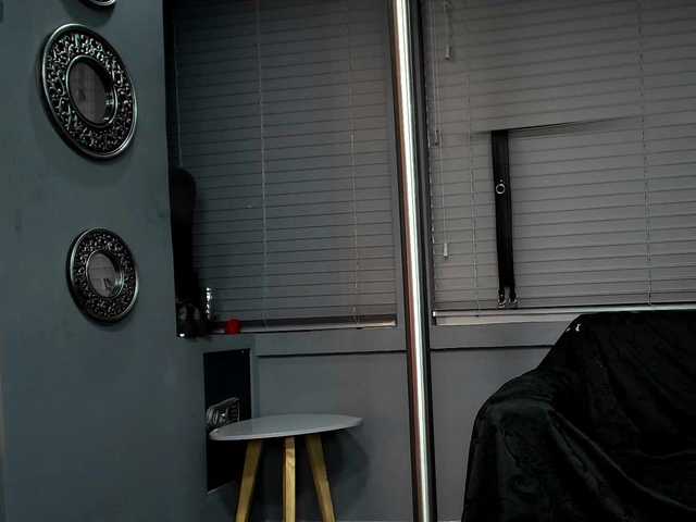 Sarah917's BongaCams show and profile