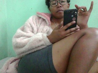 NOELA2 Porn Show