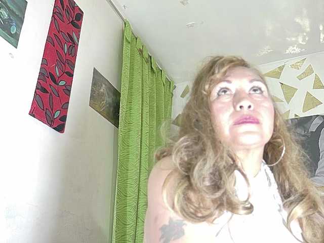 Kazsandra's BongaCams show and profile