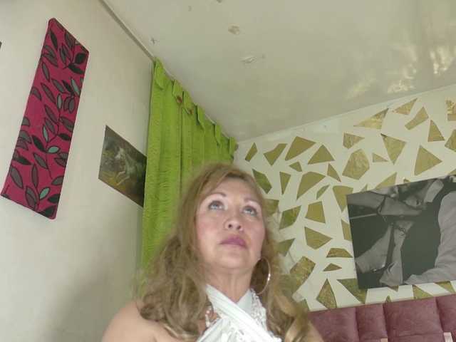 Kazsandra's BongaCams show and profile