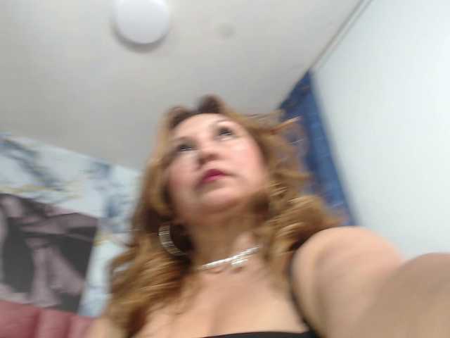 Kazsandra's BongaCams show and profile