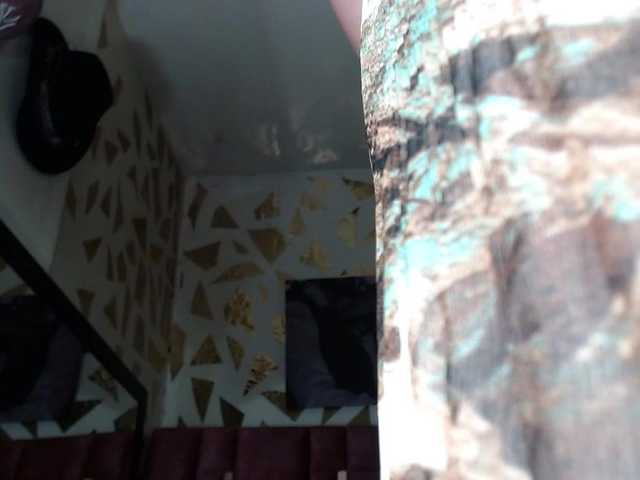 Kazsandra's BongaCams show and profile