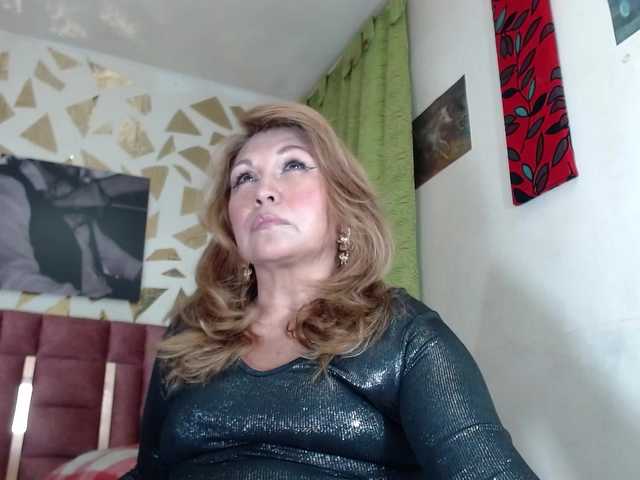 Kazsandra's BongaCams show and profile