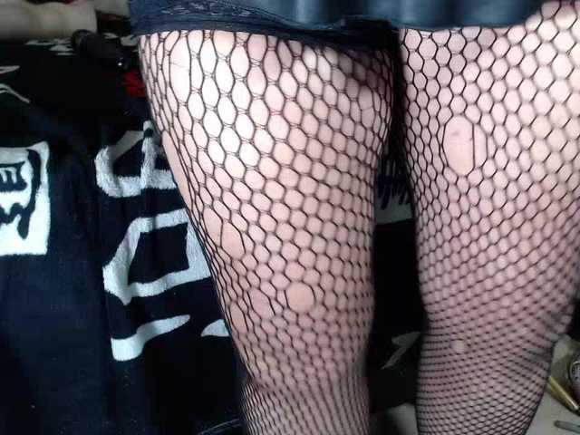 Kazsandra's BongaCams show and profile