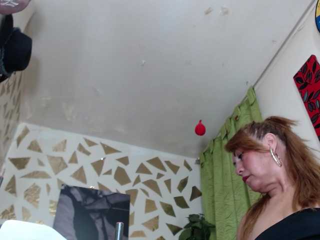 Kazsandra's BongaCams show and profile