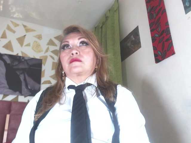 Kazsandra's BongaCams show and profile