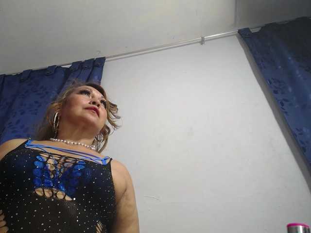 Kazsandra's BongaCams show and profile