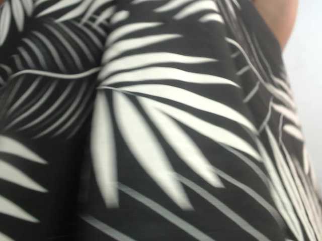 Kazsandra's BongaCams show and profile