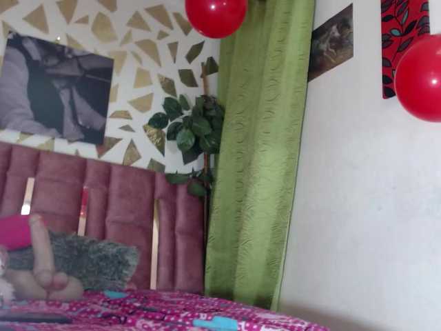 Kazsandra's BongaCams show and profile