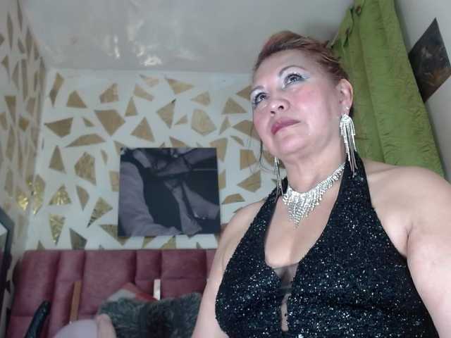 Kazsandra's BongaCams show and profile