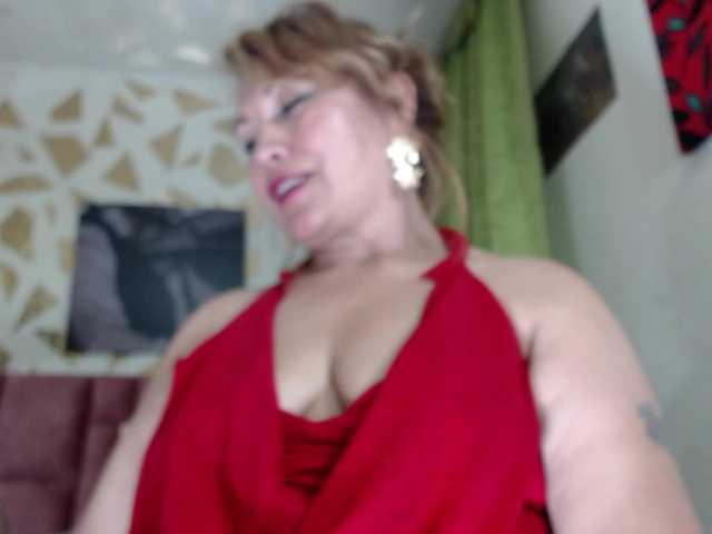 Kazsandra's BongaCams show and profile