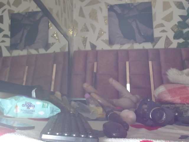 Kazsandra's BongaCams show and profile