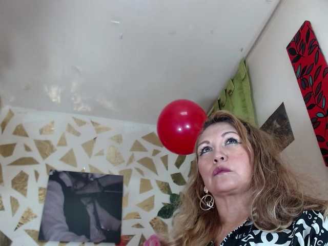 Kazsandra's BongaCams show and profile