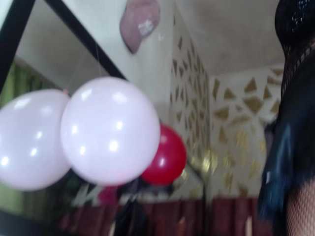 Kazsandra's BongaCams show and profile