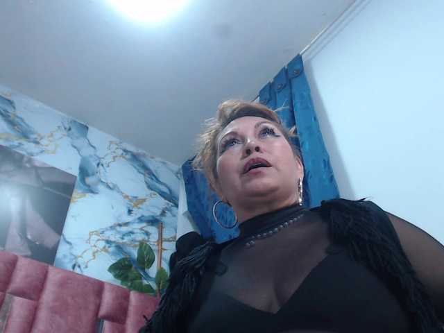 Kazsandra's BongaCams show and profile