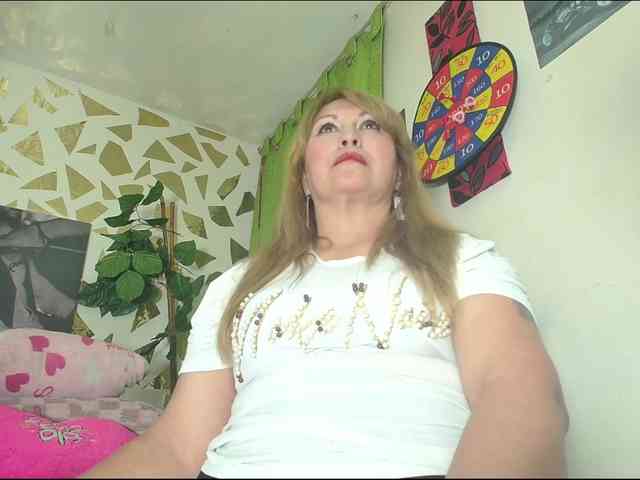 Kazsandra webcam