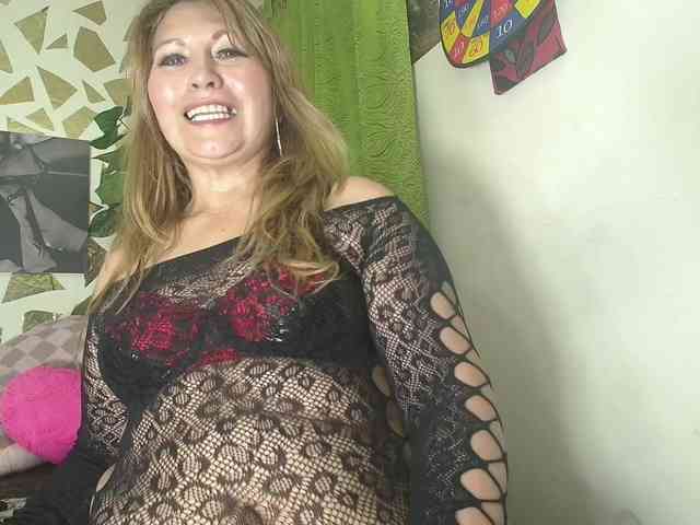 Kazsandra webcam