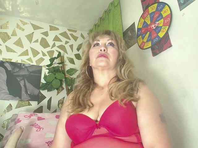 Kazsandra webcam