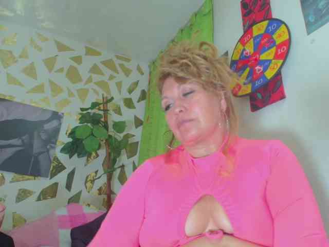 Kazsandra webcam