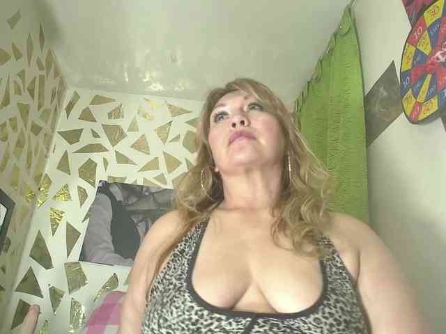 Kazsandra webcam