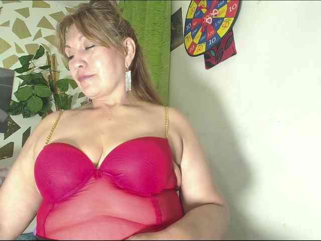 Kazsandra webcam