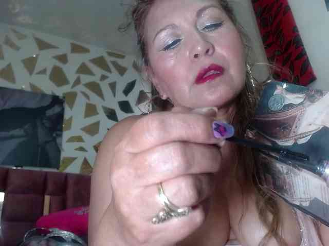 Kazsandra webcam