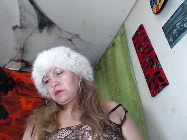 Kazsandra webcam