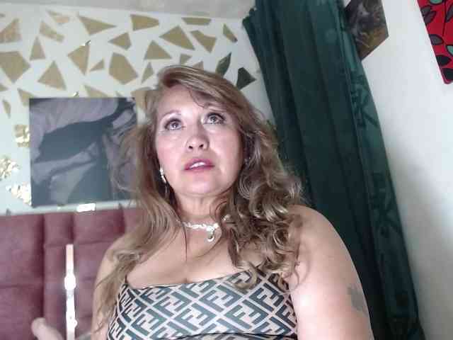 Kazsandra webcam
