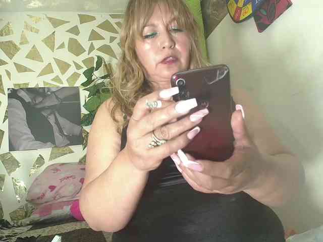 Kazsandra webcam