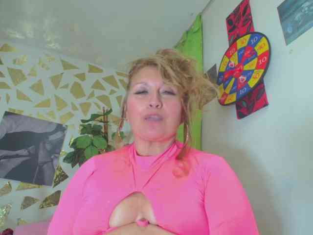 Kazsandra webcam
