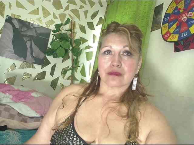 Kazsandra webcam