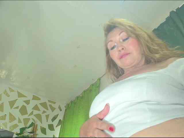 Kazsandra webcam
