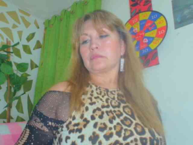 Kazsandra webcam