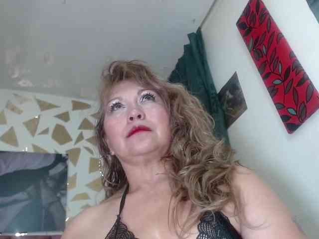 Kazsandra webcam