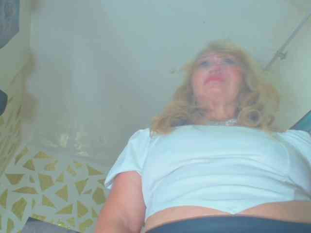 Kazsandra webcam