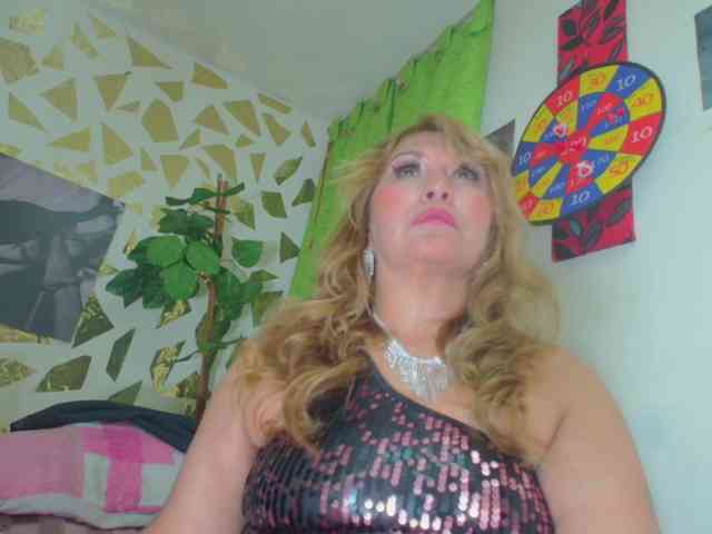 Kazsandra webcam