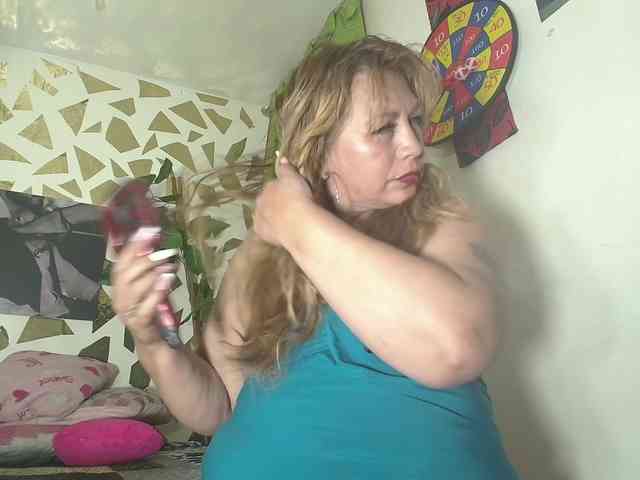 Kazsandra webcam