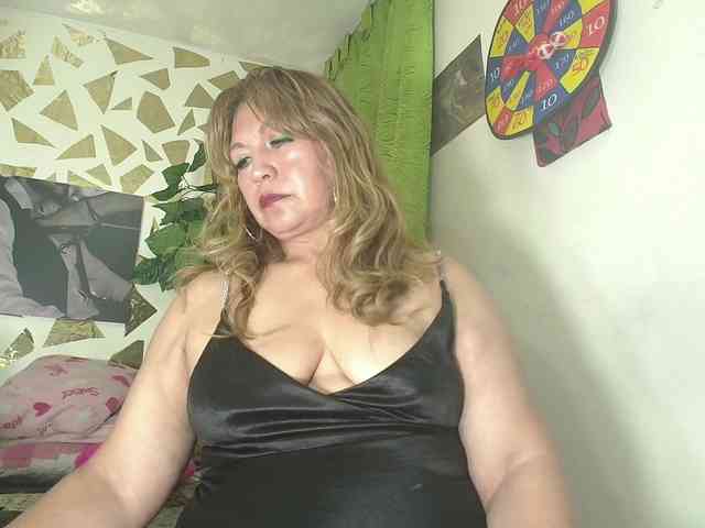 Kazsandra webcam